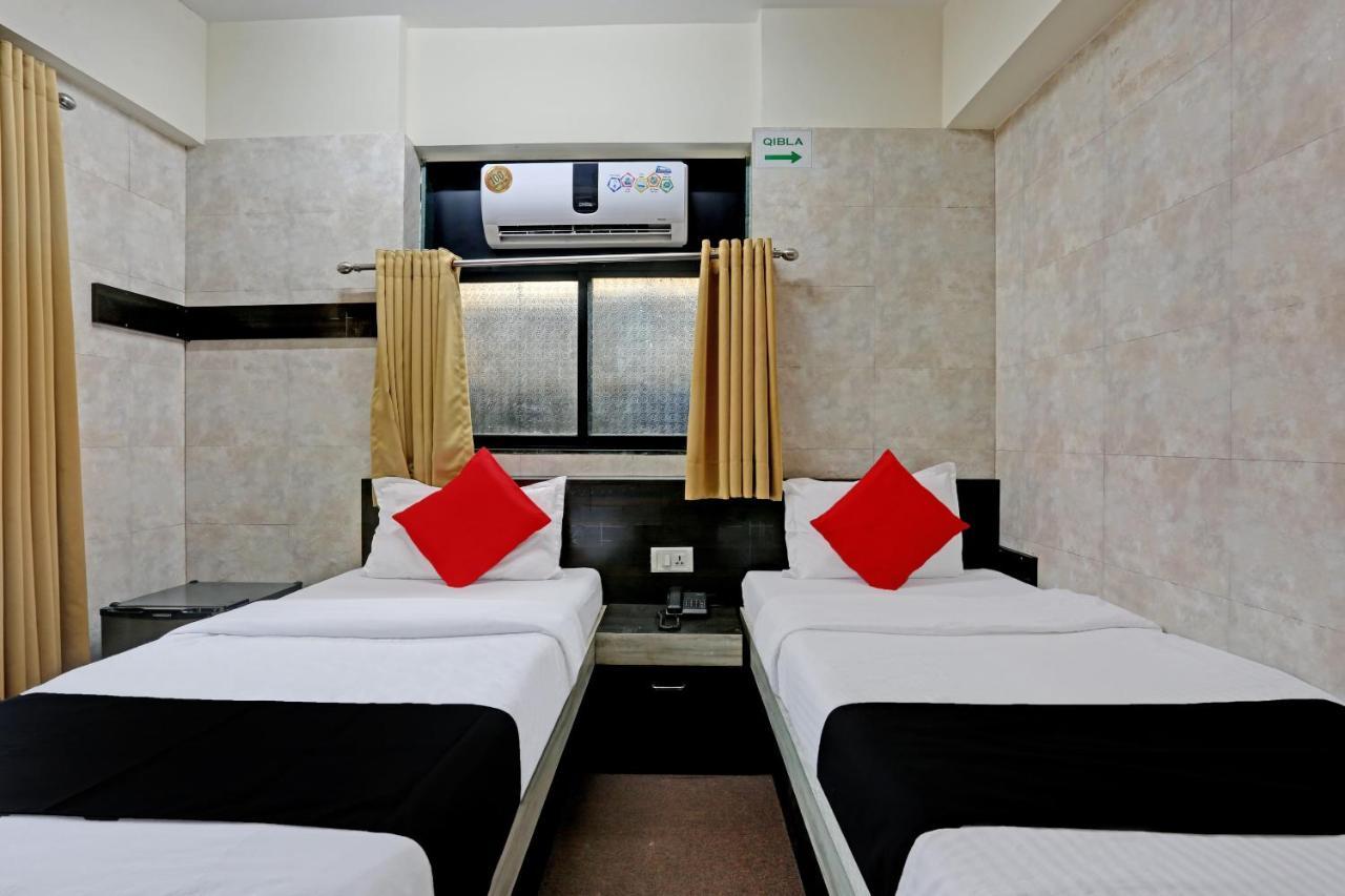 Capital O 79386 Hotel Emirates Mumbai (Bombay) Buitenkant foto