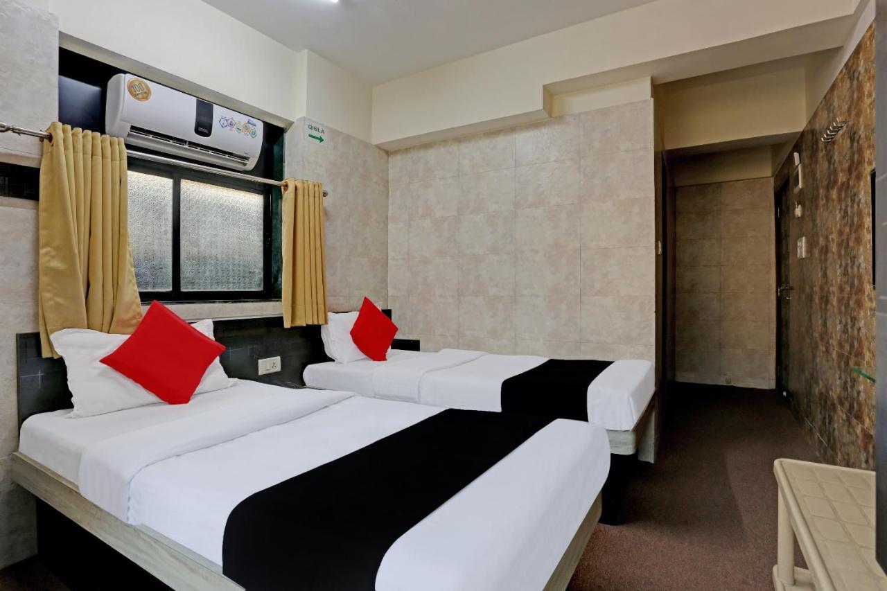 Capital O 79386 Hotel Emirates Mumbai (Bombay) Buitenkant foto